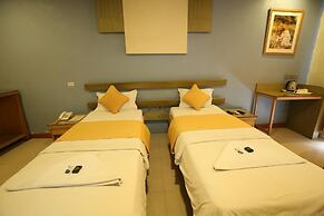 Hotel Kohinoor Square