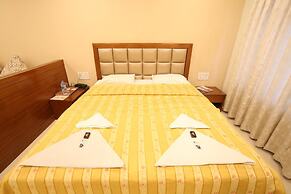 Hotel Kohinoor Square