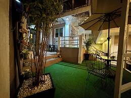 Prim Travellers Inn
