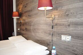 ENJOY! Apartments & Studios – Akvareli