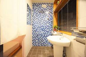 Seoul Cube Ewha - Hostel