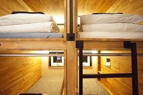 Seoul Cube Ewha - Hostel