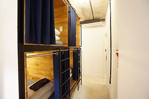 Seoul Cube Ewha - Hostel