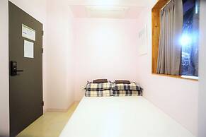 Seoul Cube Ewha - Hostel