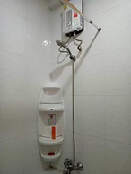 Choke-Set-Thee House