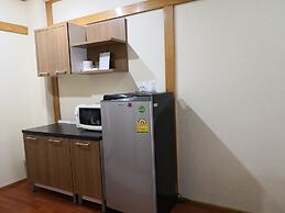 Choke-Set-Thee House