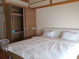 Choke-Set-Thee House