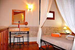 Minares Traditional Houses