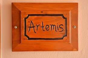 Minares Traditional Houses