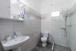 Katerina Horizon Apartments by Konnect