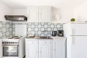 Katerina Horizon Apartments by Konnect