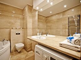 Willa Tamara BlueApart Jurata