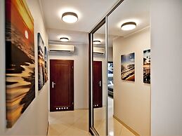 Willa Tamara BlueApart Jurata