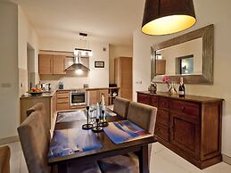 Willa Tamara BlueApart Jurata