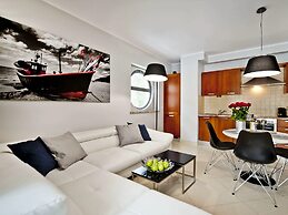 Willa Tamara BlueApart Jurata