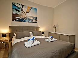 Willa Tamara BlueApart Jurata