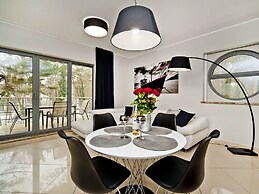 Willa Tamara BlueApart Jurata