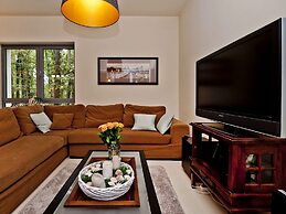 Willa Tamara BlueApart Jurata