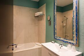 Alfama - Lisbon Lounge Suites