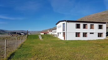 Hotel Latrabjarg
