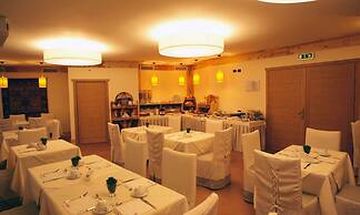 Apart-hotel Adler Moena