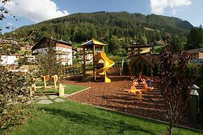 Apart-hotel Adler Moena