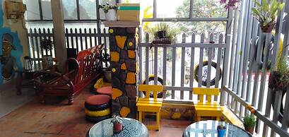 Mai Cat Tuong Homestay - Hostel