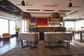 Alt Hotel Calgary East Village