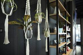 Alt Hotel Calgary East Village