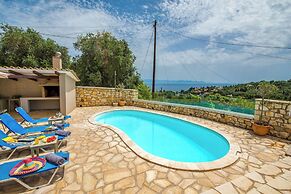 Loggos Seaview Cottage with Pool by Konnect