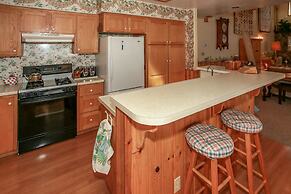 The Treehaus 6 Bedroom Home by RedAwning