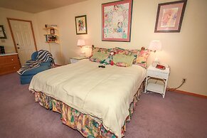 The Treehaus 6 Bedroom Home by RedAwning