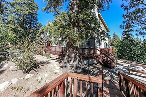 The Treehaus 6 Bedroom Home by RedAwning