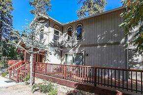 The Treehaus 6 Bedroom Home by RedAwning