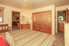 The Treehaus 6 Bedroom Home by RedAwning