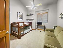 Telemark Ski . 5 Bedrooms. Sleeps 12 Home by RedAwning