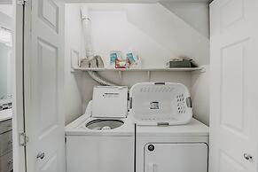 62sl - Hot Tub - Wifi - Fireplace - Pets Ok 3 Bedroom Home by Redawnin