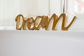 KVM - Peacock Apartment