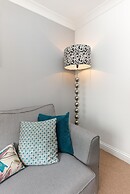 KVM - Peacock Apartment