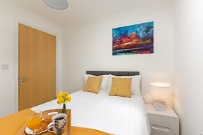 KVM - Peacock Apartment