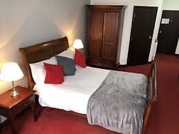 Clee Hotel