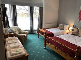 Clee Hotel