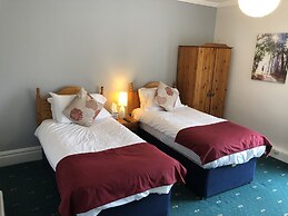 Clee Hotel