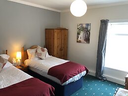 Clee Hotel