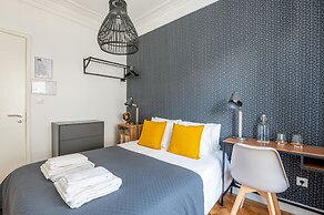 DuMont Lisbon Guesthouse