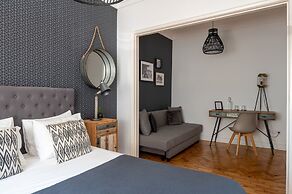 DuMont Lisbon Guesthouse