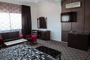 Regency Park and Suites