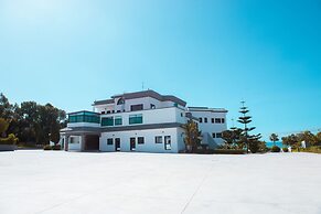 Regency Park and Suites