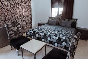 Regency Park and Suites