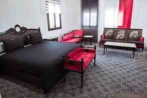 Regency Park and Suites